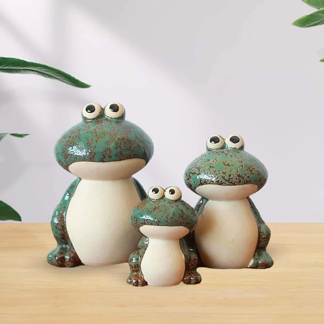 Home Studio | The Froggy Family – Set of 3 Adorable Frog Figurines | Cute & Playful Decor for Kids and Families