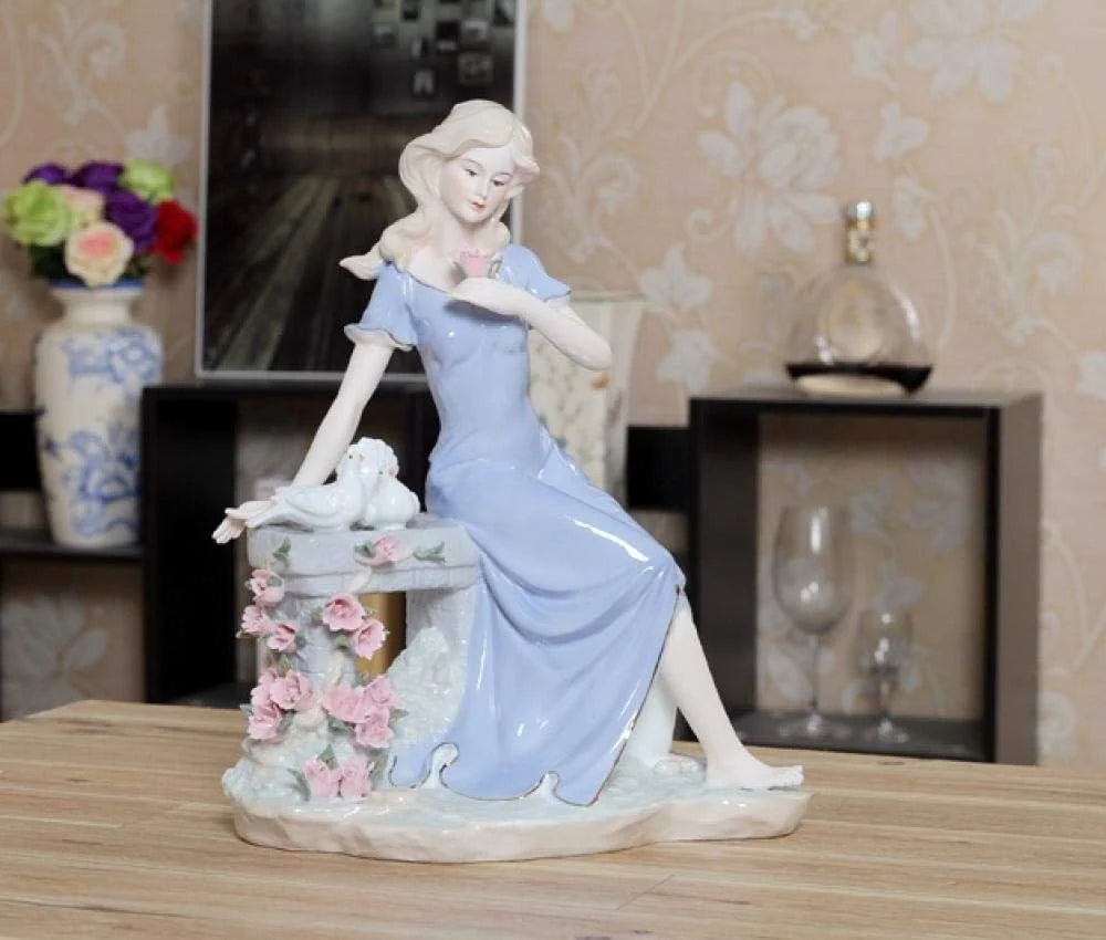 Home Studio | Antique-Inspired Porcelain Beauty – Victorian Lady Statue | Vintage Porcelain Decor (33.5 cm)