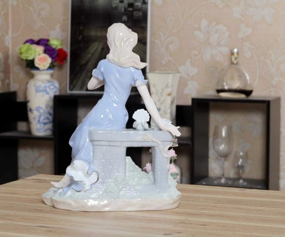 Home Studio | Antique-Inspired Porcelain Beauty – Victorian Lady Statue | Vintage Porcelain Decor (33.5 cm)