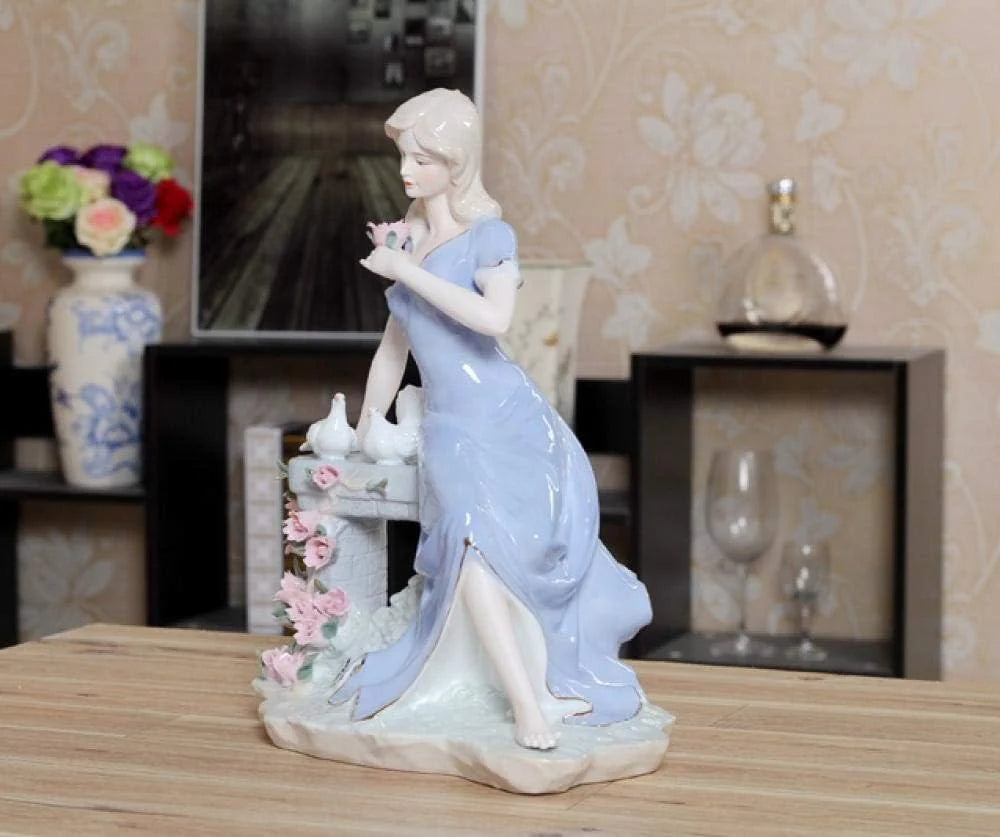 Home Studio | Antique-Inspired Porcelain Beauty – Victorian Lady Statue | Vintage Porcelain Decor (33.5 cm)