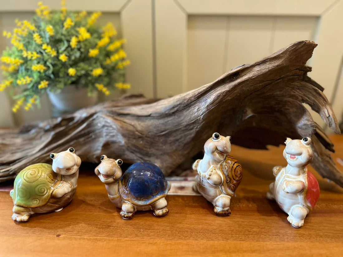 Home Studio | Smiley Turtles Figurine Set – 4 Pieces | Cute & Quirky Turtle Decor