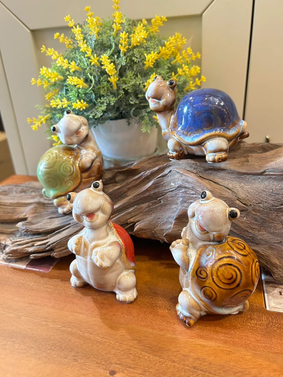 Home Studio | Smiley Turtles Figurine Set – 4 Pieces | Cute & Quirky Turtle Decor