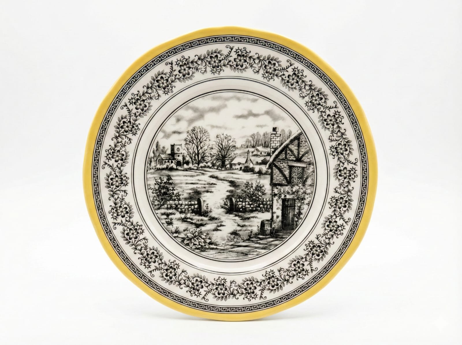 English Decorative Wall Plate - 10"