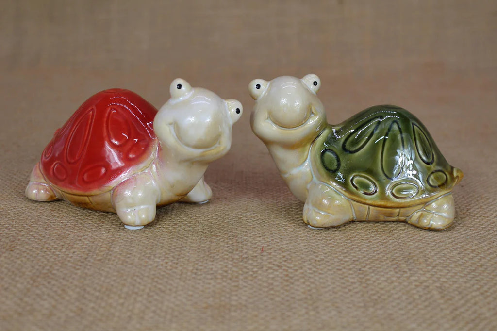 Home Studio | Glazed Turtle Friends Figurine Set – 2 Big Pieces | Cute Collectible Decor
